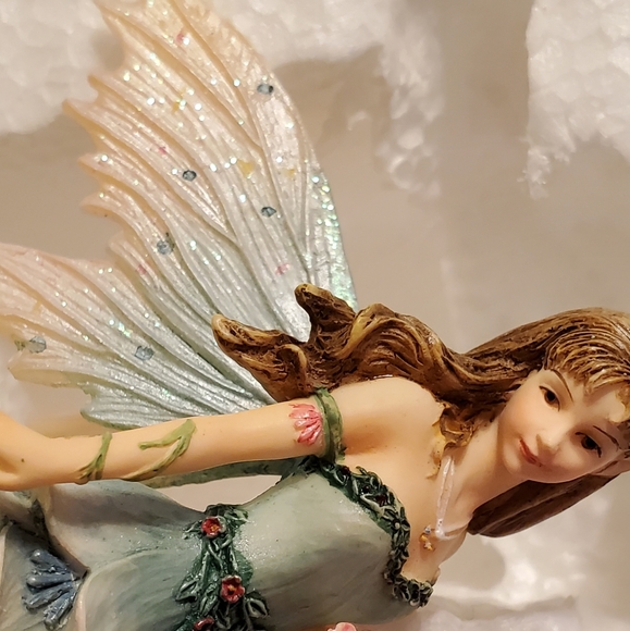 Faerie Glen SpringSong Fairy Ornament - Picture 7 of 16